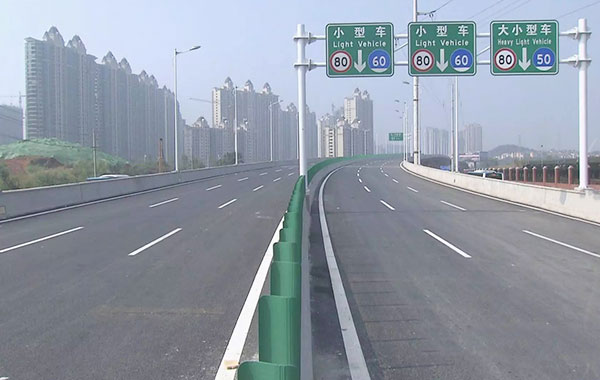 湘江电线电缆助力万家丽高架桥建设