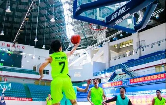 湘江电缆湘江篮球队不定期的组织训练及比赛